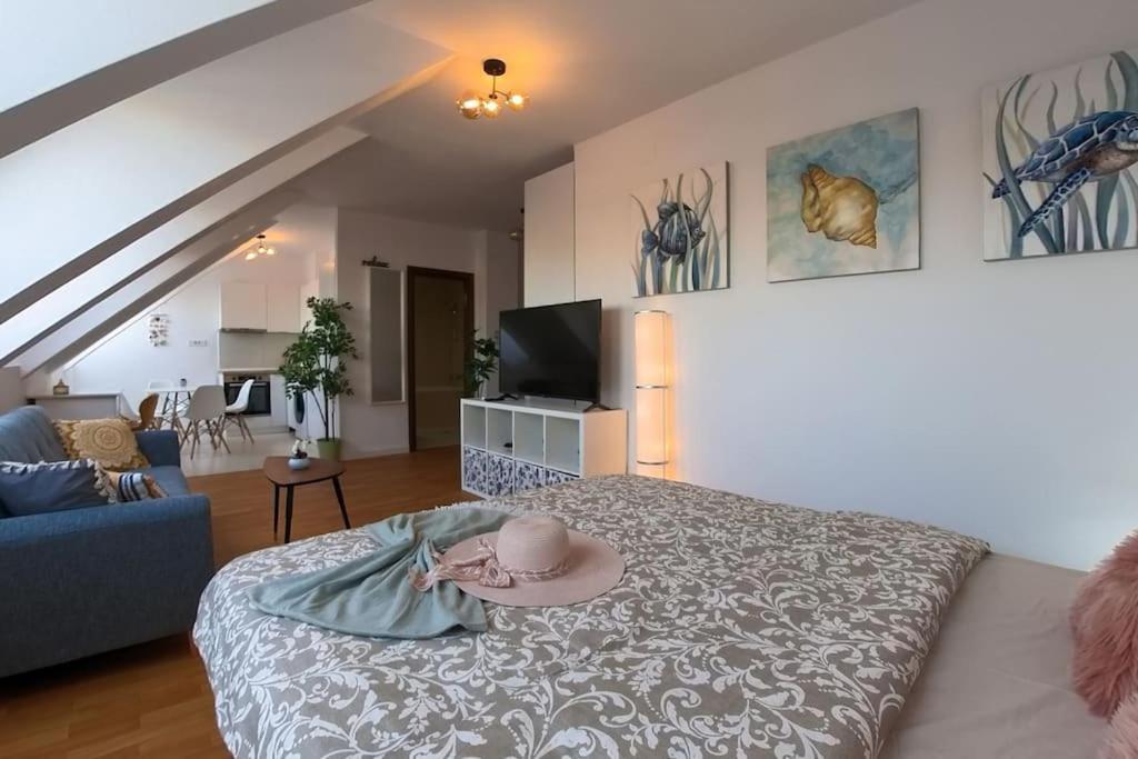 Ee Apartment Bucharest